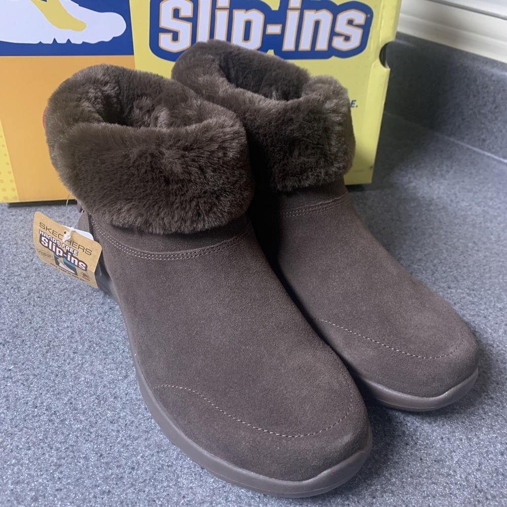 Ladies Skechers Boots On-The-Go Joy Size 10 Hands Free Slip In Pillow Heel